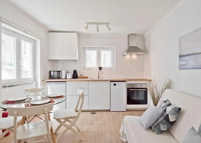Bmyguest - Ericeira Typical Apartment