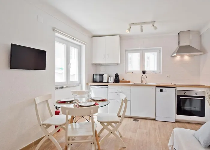 Bmyguest - Ericeira Typical Apartment